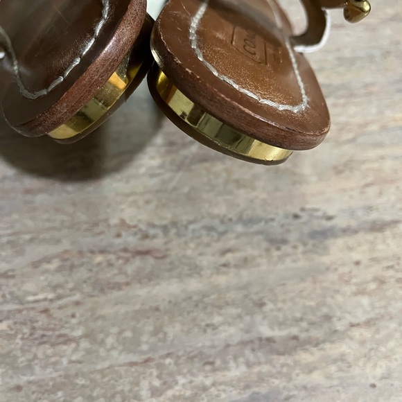 Coach thong sandals with embossed daisies - Picture 14 of 16